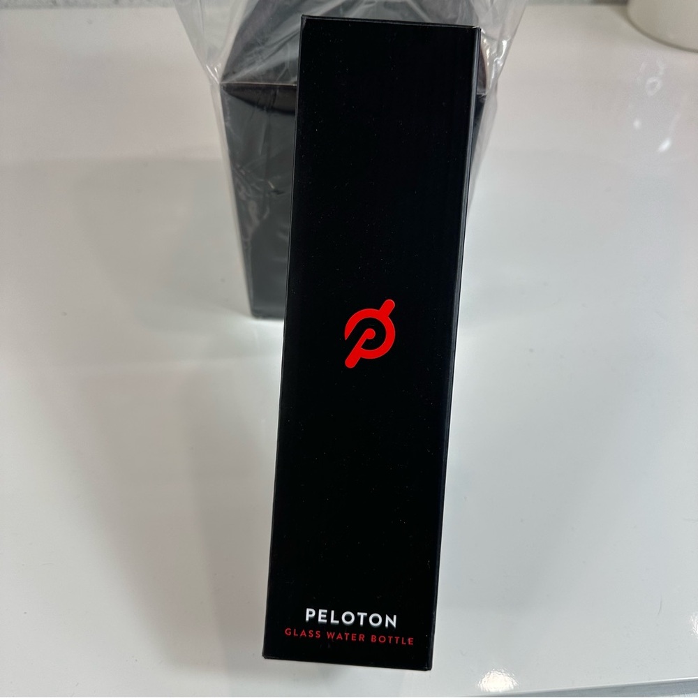 PELOTON water BOTTLE glass BLACK WHITE large mouth opening PELOTON accessories - Picture 5 of 8